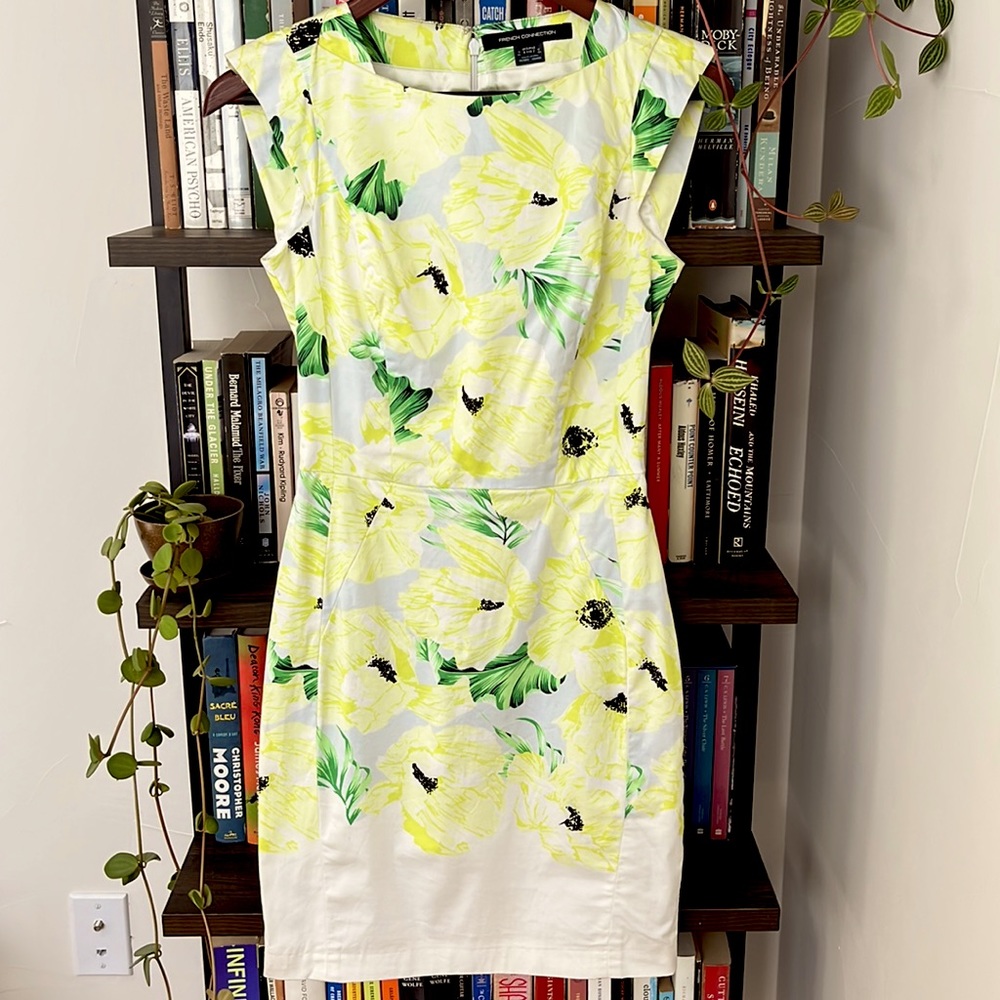 FRENCH CONNECTION DRESS, size 2